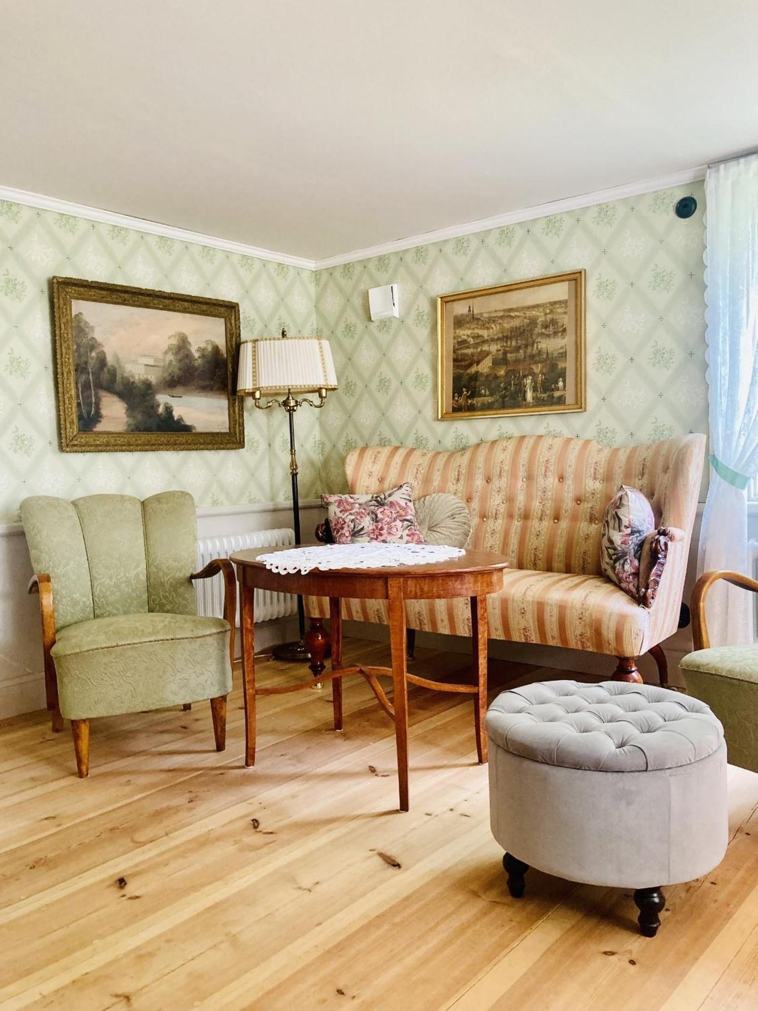 Thorstorps Gard B&B Soderkoping Ngoại thất bức ảnh